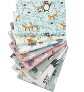 CraftsFabrics Fanni Lot de 8 carrés de tissu en coton prédécoupés Motif dessin animé 40 x 50 cm